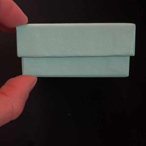 Tiffany and Co. box - Picture 2 of 4